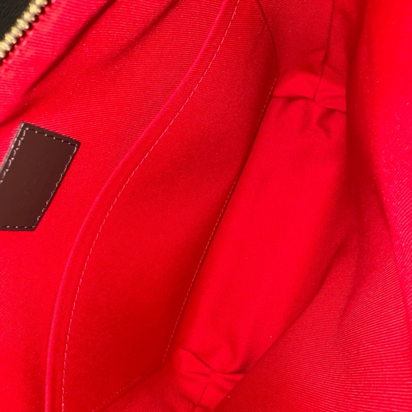 SOLD Louis Vuitton Southbank Crossbody - Picture 11 of 15